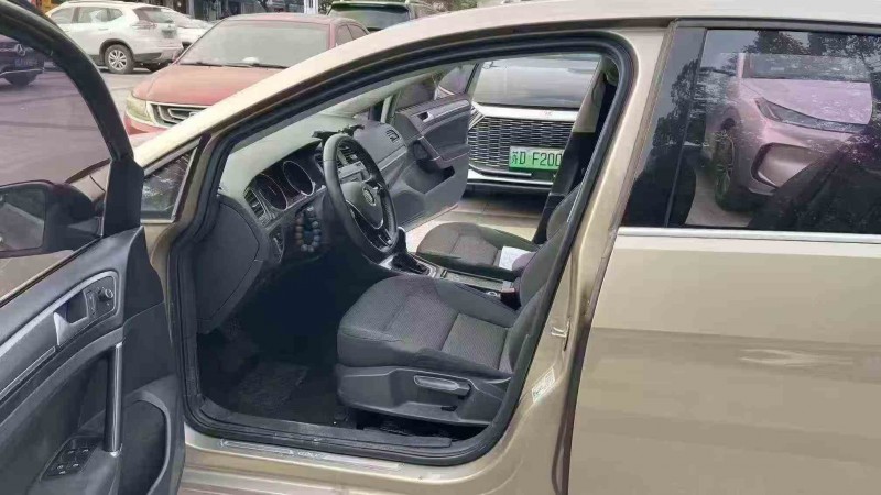 苏州17年大众高尔夫6