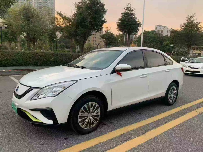 珠海25年东风风行3