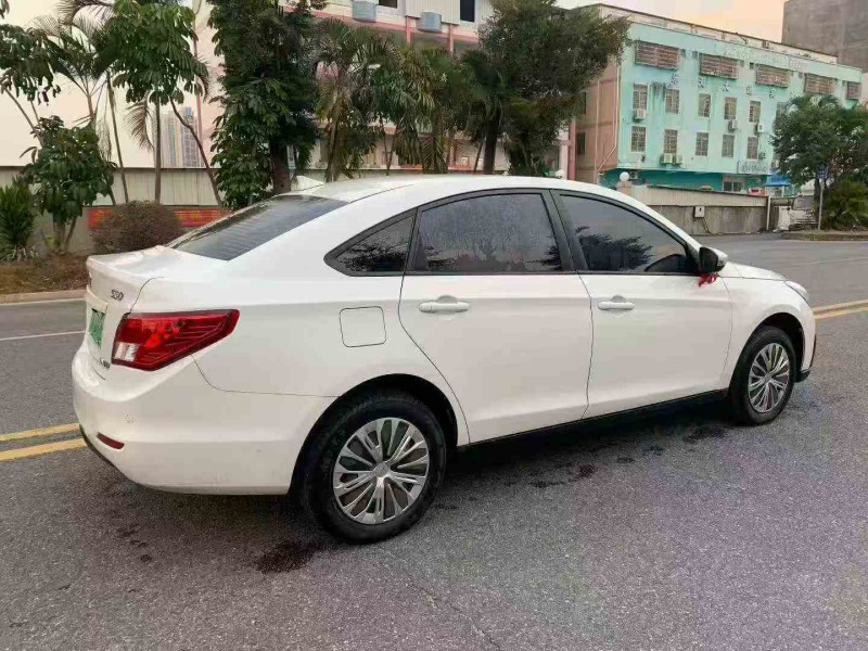 珠海25年东风风行8