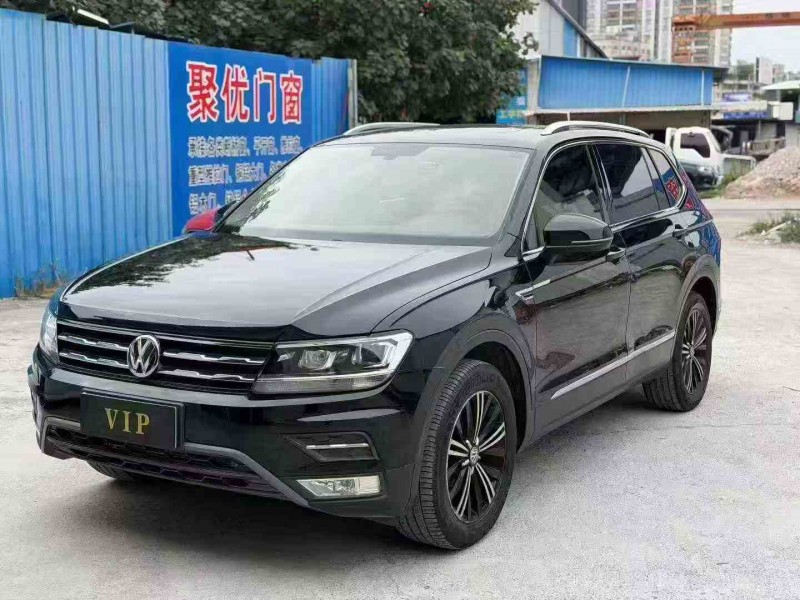 汕头19年大众途观3