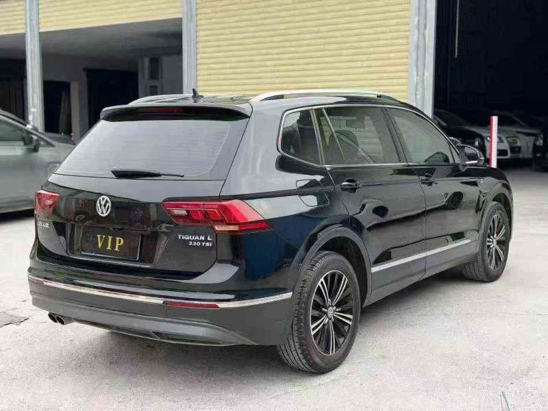 汕头19年大众途观8