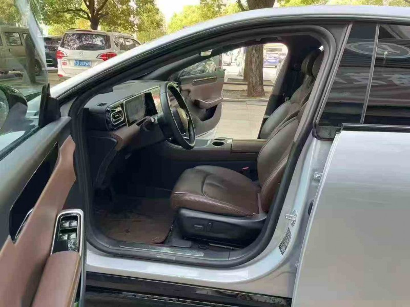 苏州25年零跑汽车C014