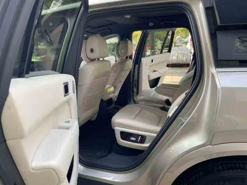 淮安23年理想L85