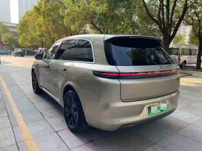 淮安23年理想L87