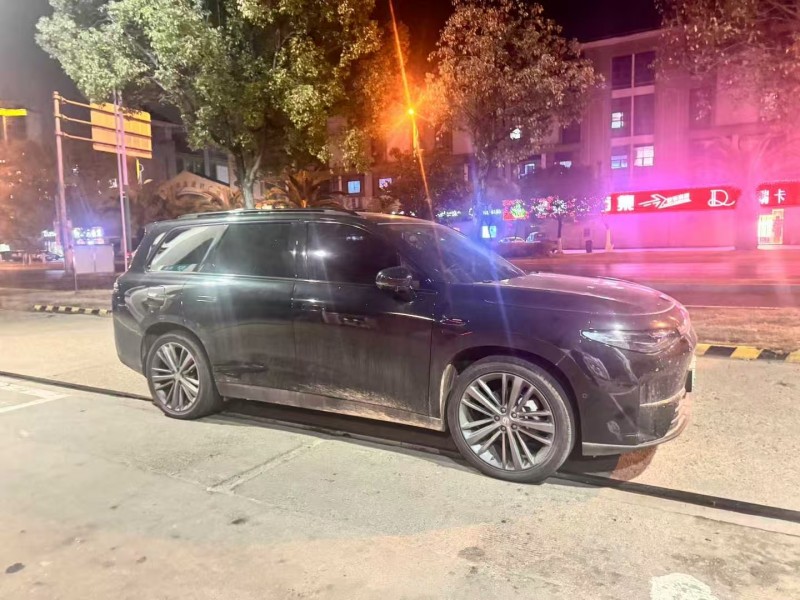 南昌24年零跑汽车C163