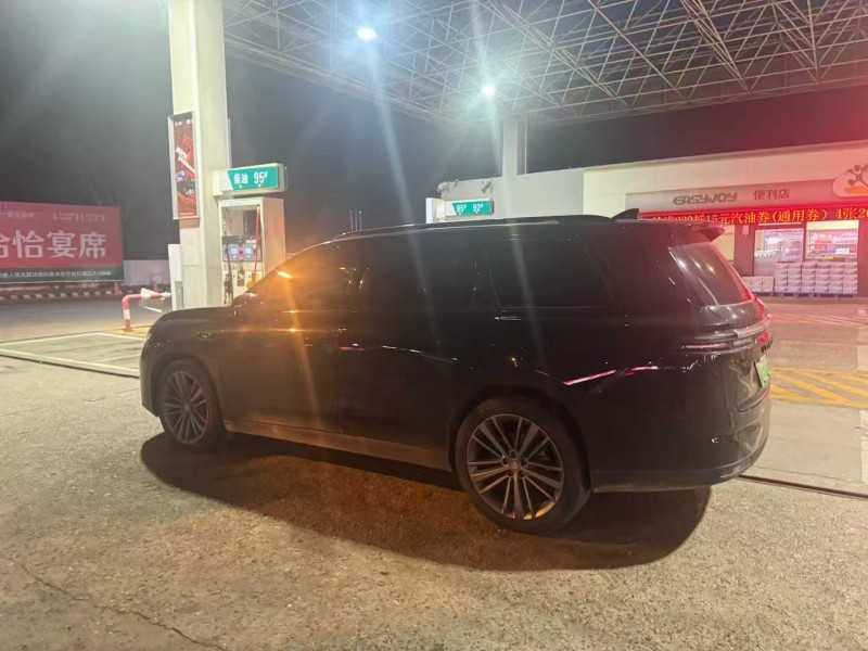 南昌24年零跑汽车C168