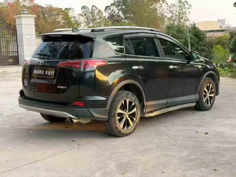珠海19年丰田RAV4荣放7
