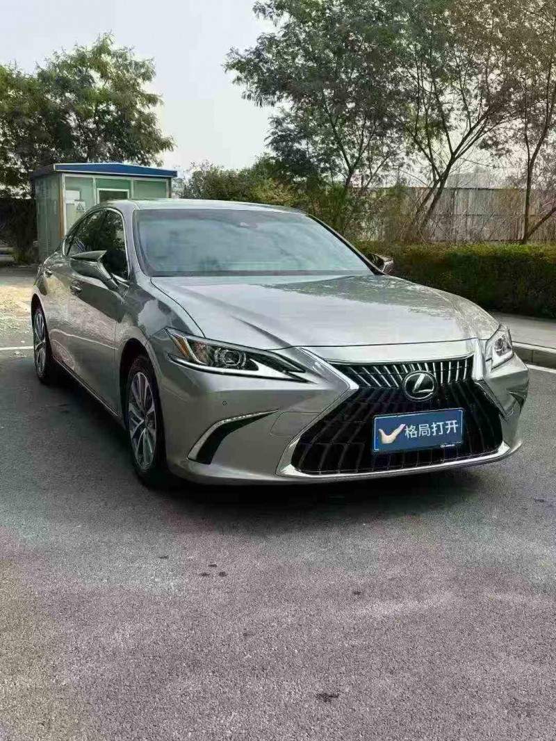 深圳23年雷克萨斯ES2