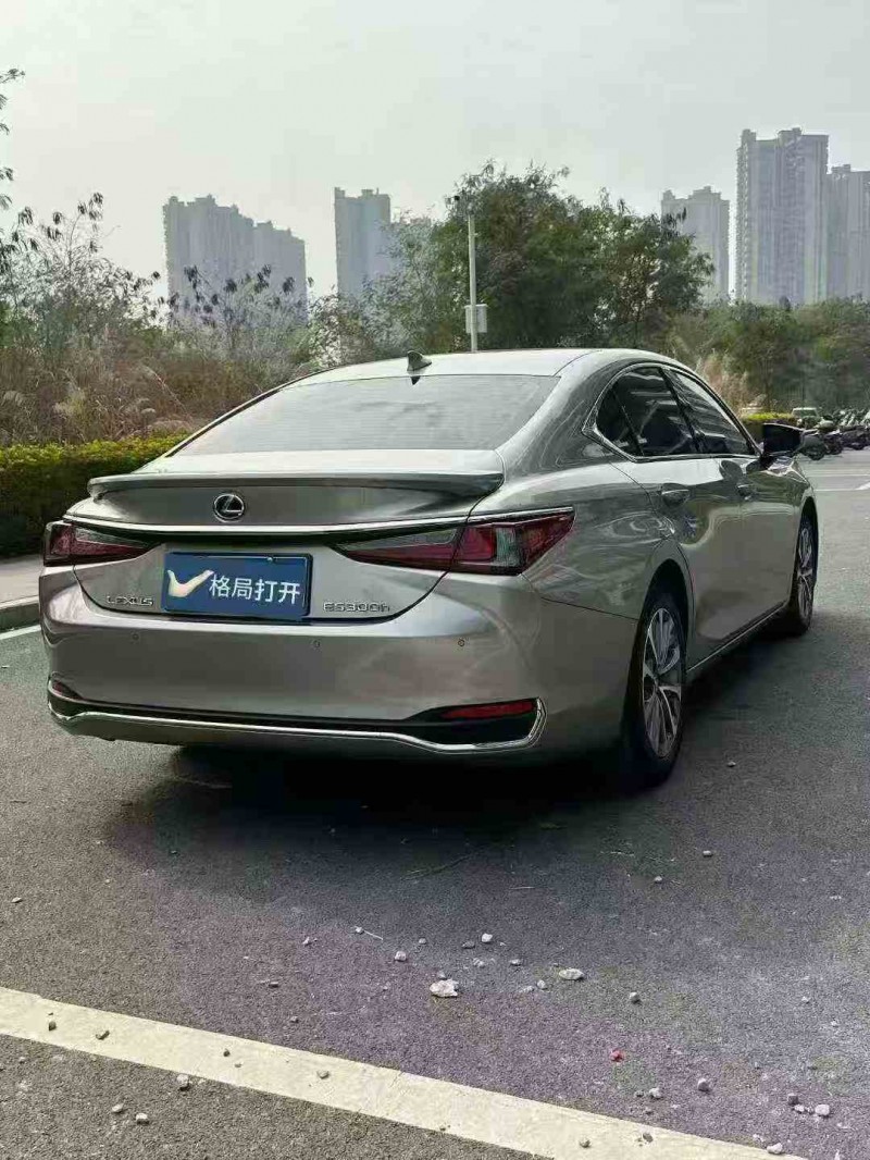 深圳23年雷克萨斯ES8