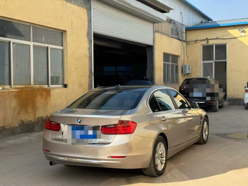 青岛17年宝马3系8