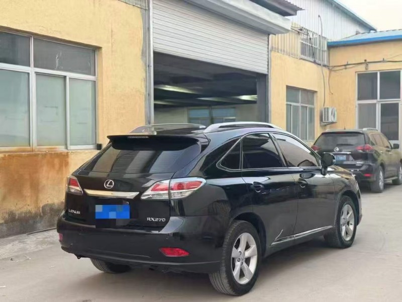 青岛14年雷克萨斯RX8