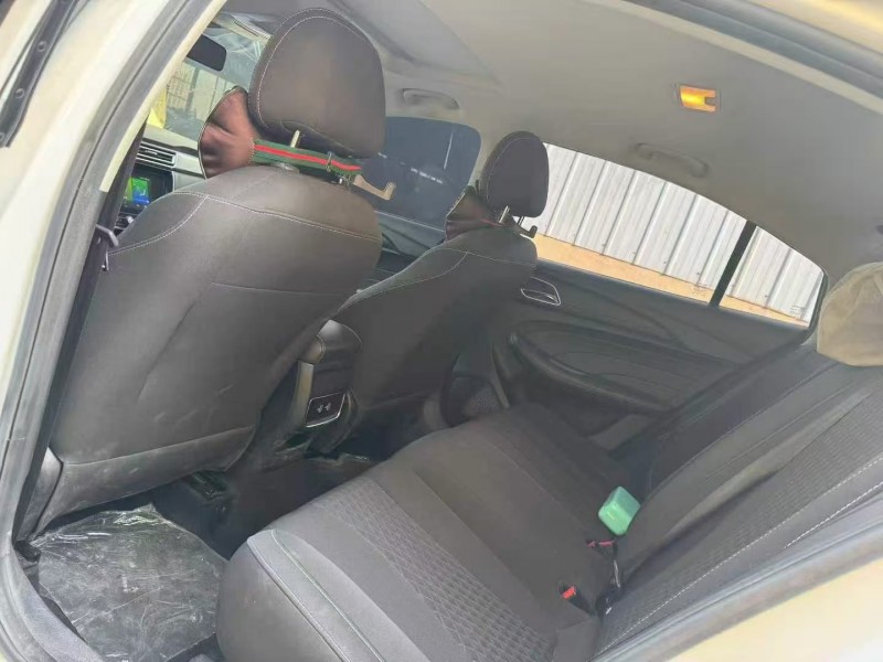 青岛20年荣威i54