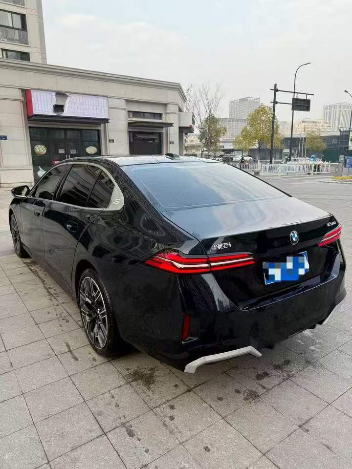嘉兴24年宝马5系8