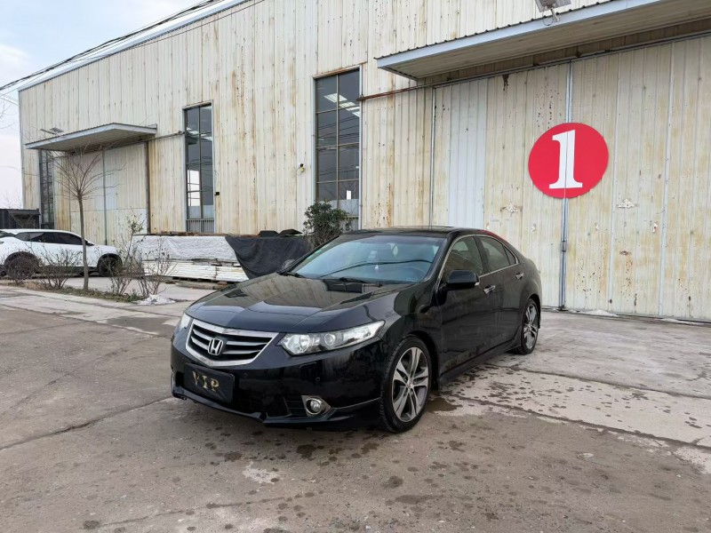 徐州13年本田思铂睿2