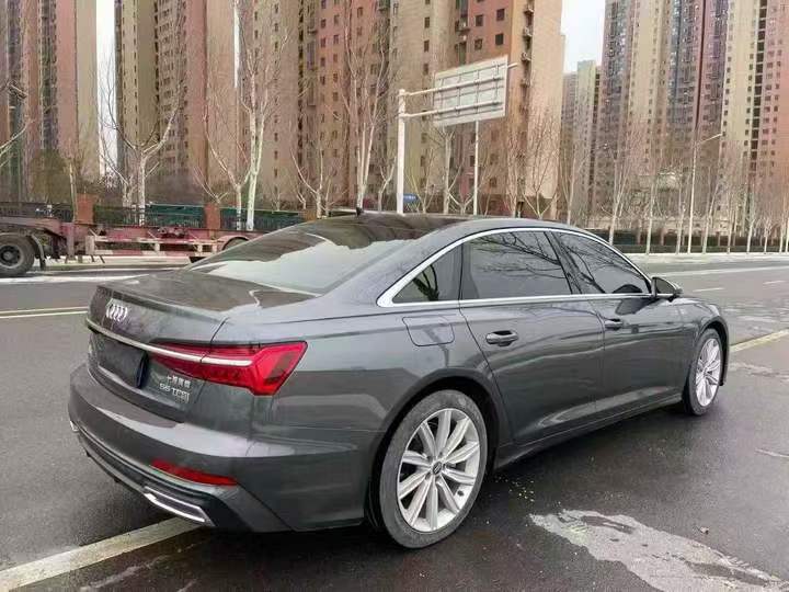 洛阳21年奥迪A6L7