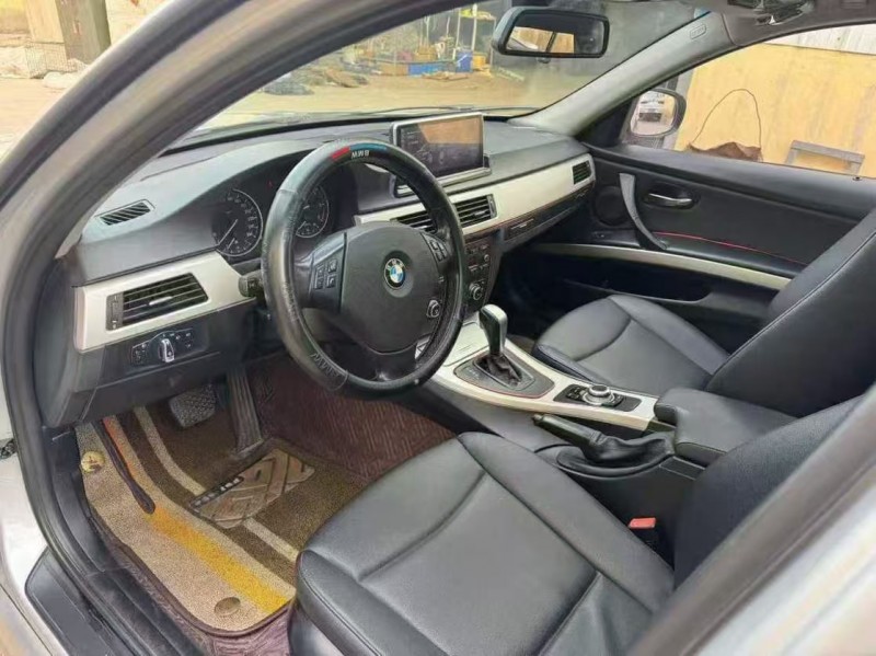 青岛12年宝马3系4