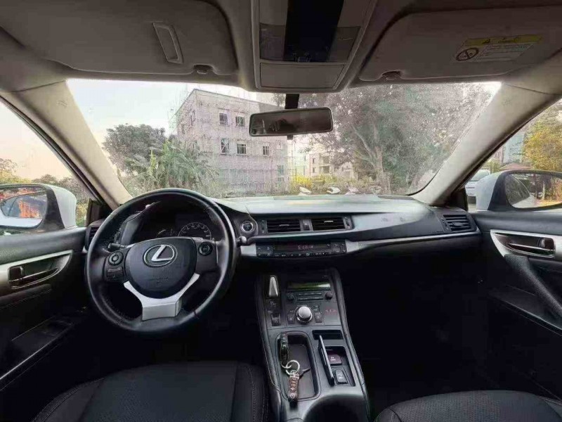 汕头14年雷克萨斯CT5