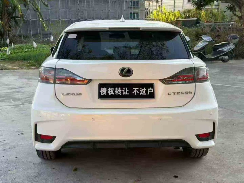 汕头14年雷克萨斯CT9