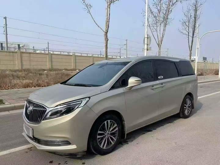 济宁18年别克GL82