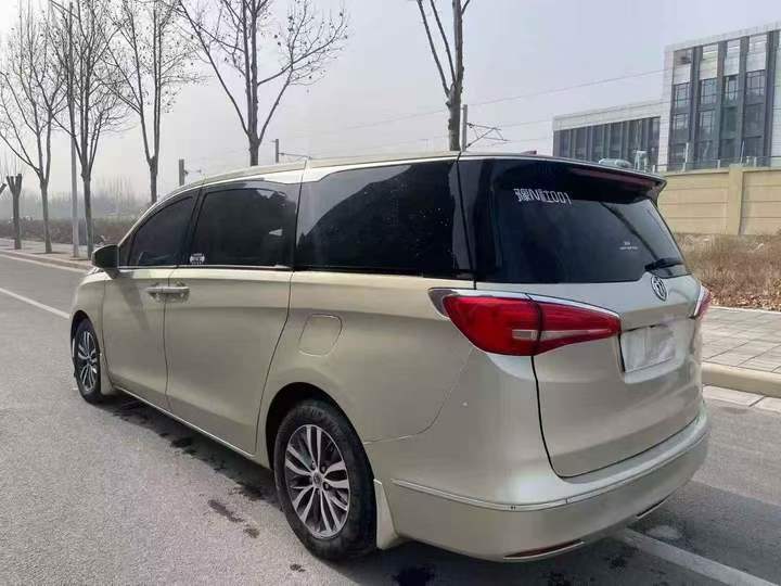 济宁18年别克GL88