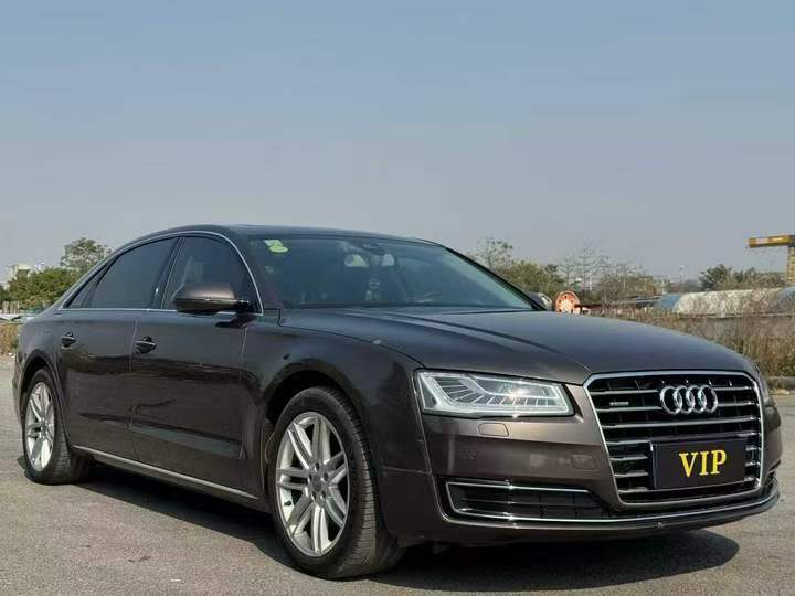 北海18年奥迪A8L3