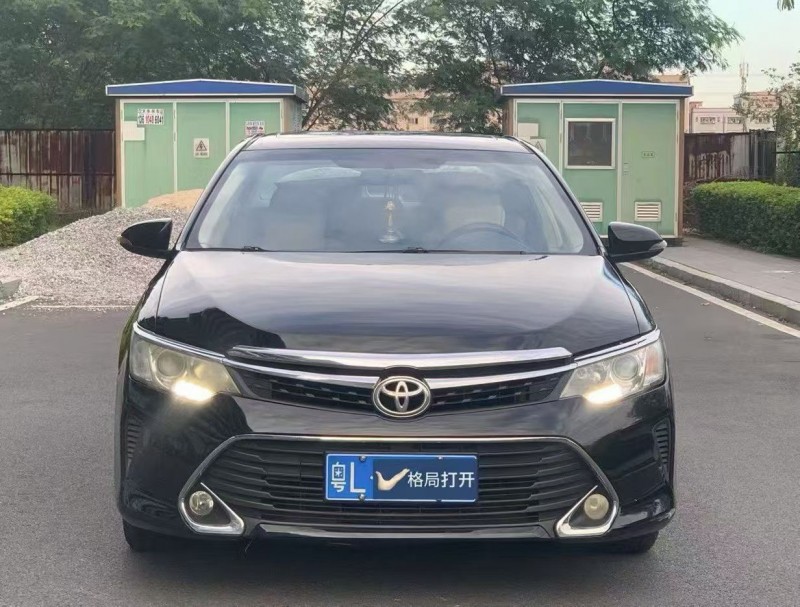 东莞16年丰田凯美瑞1