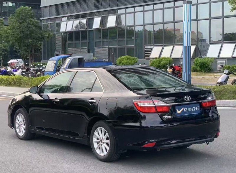 东莞16年丰田凯美瑞7