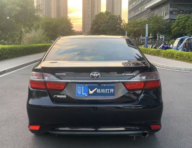 东莞16年丰田凯美瑞9