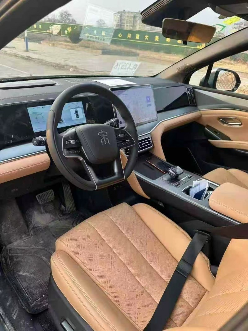 济南25年比亚迪宋5