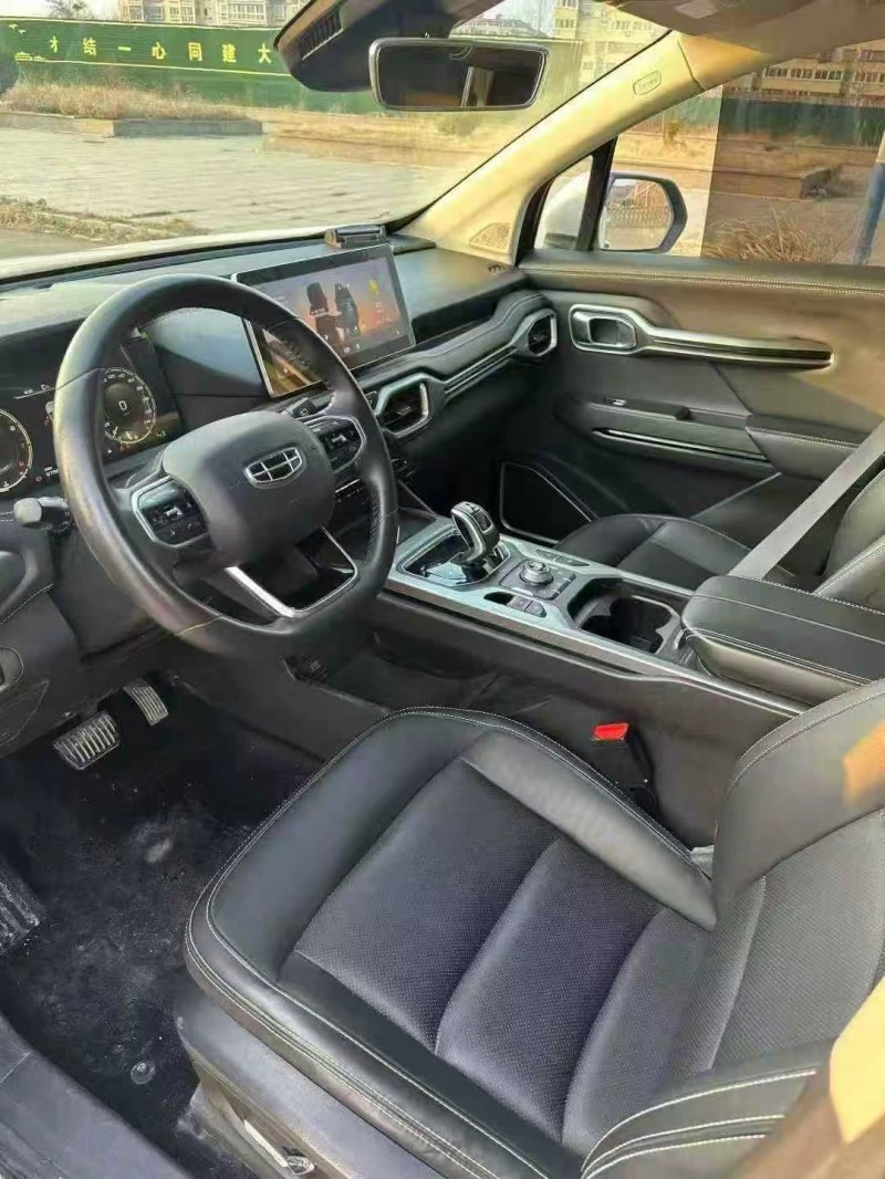 济南21年吉利豪越4