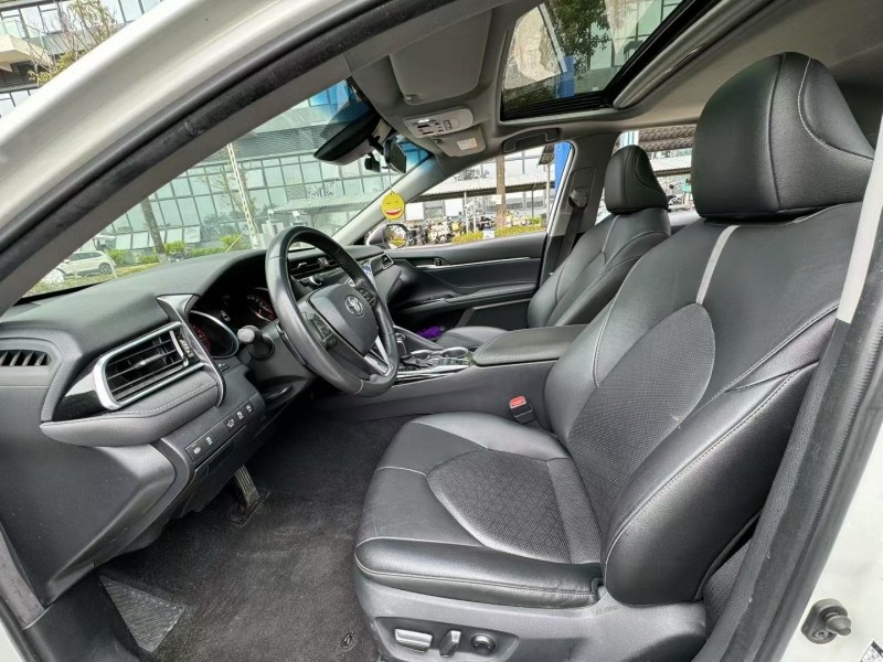 东莞21年丰田凯美瑞4