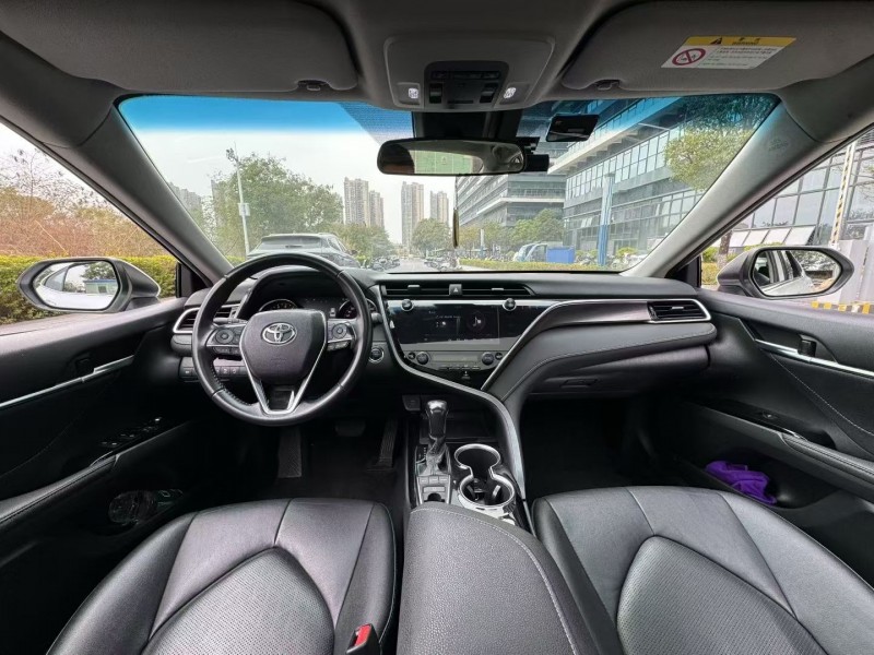 东莞21年丰田凯美瑞6