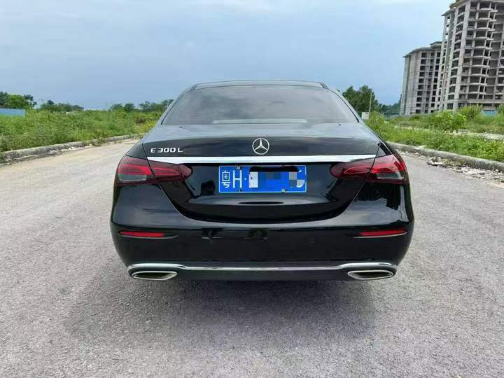 桂林23年奔驰E8