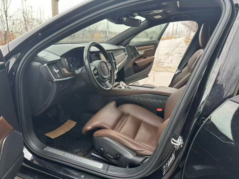 徐州21年沃尔沃S905