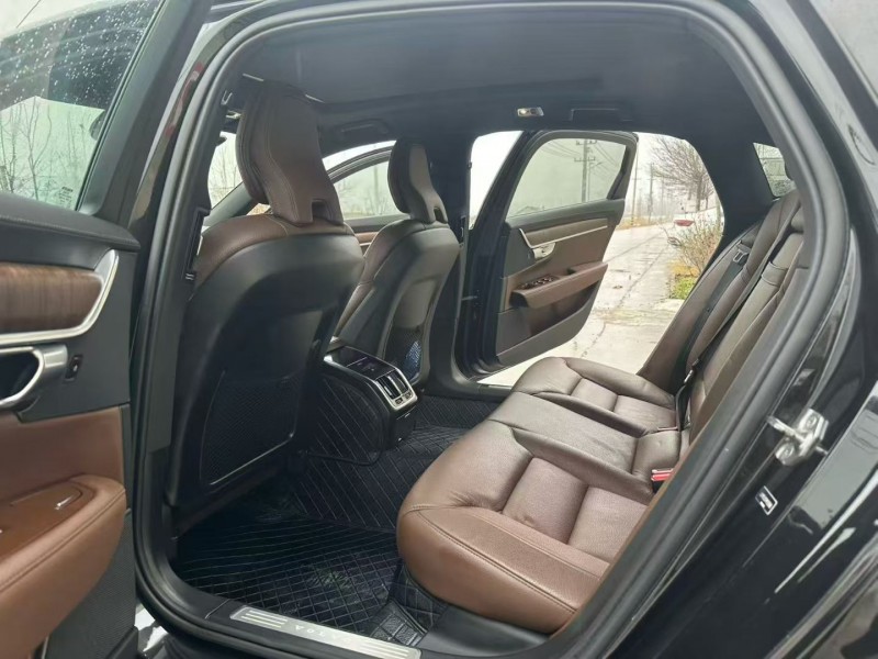 徐州21年沃尔沃S906