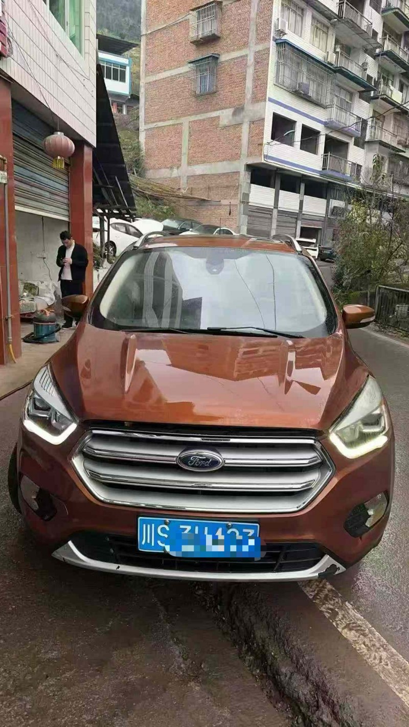 达州17年福特翼虎1