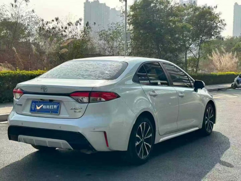 东莞21年丰田雷凌8