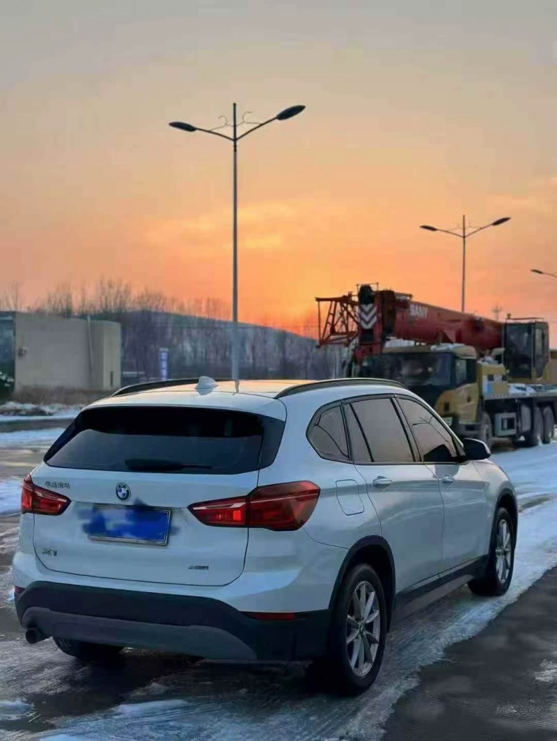 济南19年宝马X17