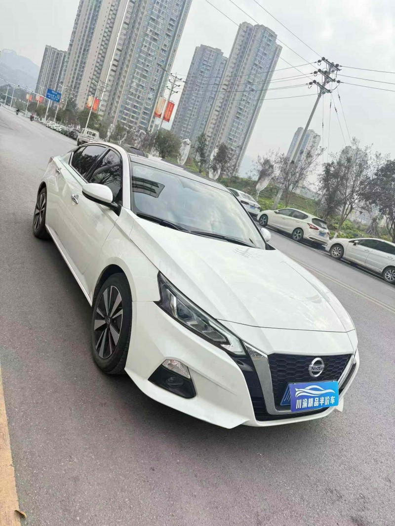 达州22年日产天籁3