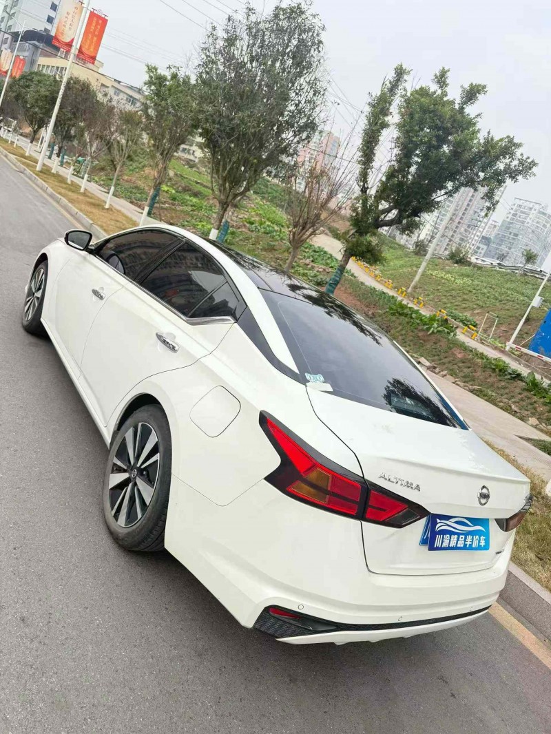 达州22年日产天籁6