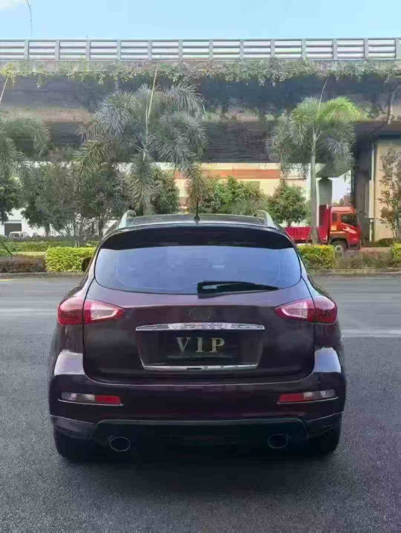 厦门16年英菲尼迪QX509