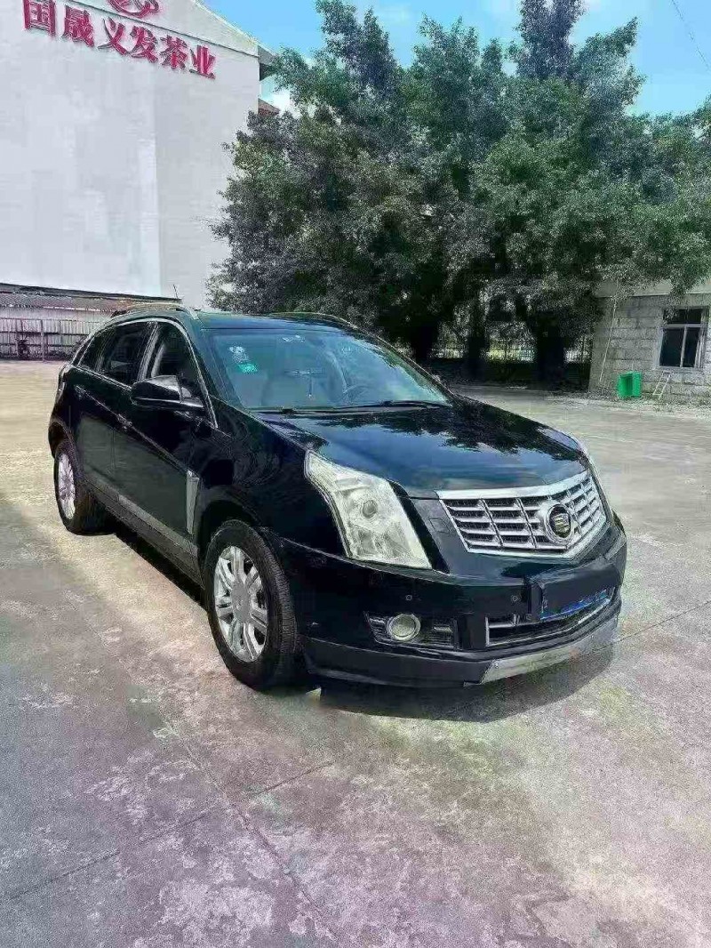 南平15年凯迪拉克SRX3