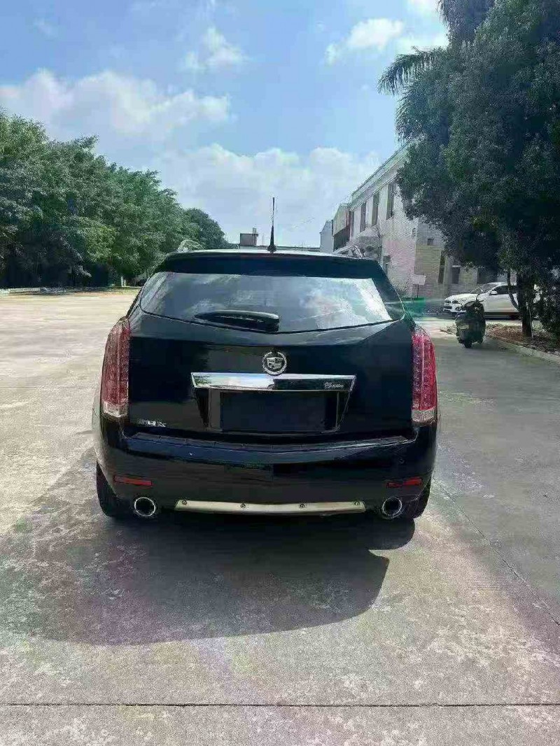 南平15年凯迪拉克SRX9