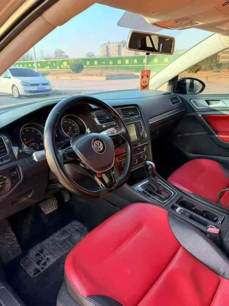 济南17年大众高尔夫4