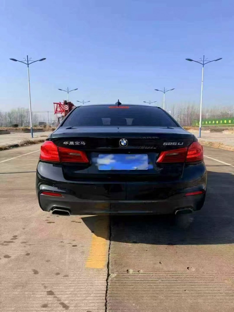 济南18年宝马5系9