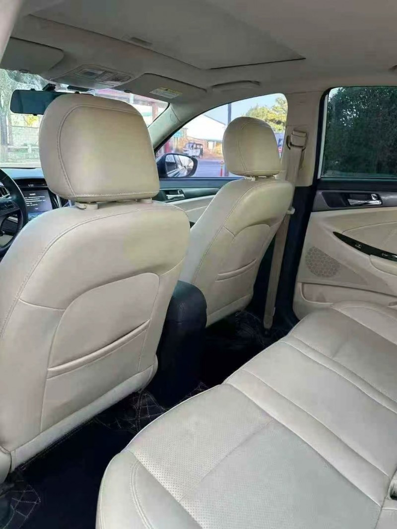 济南17年长安汽车逸动4