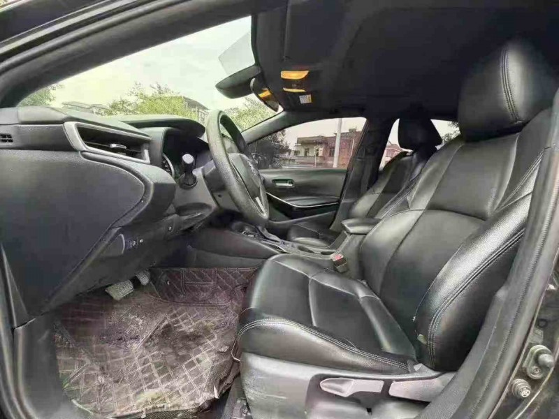 佛山23年丰田雷凌5