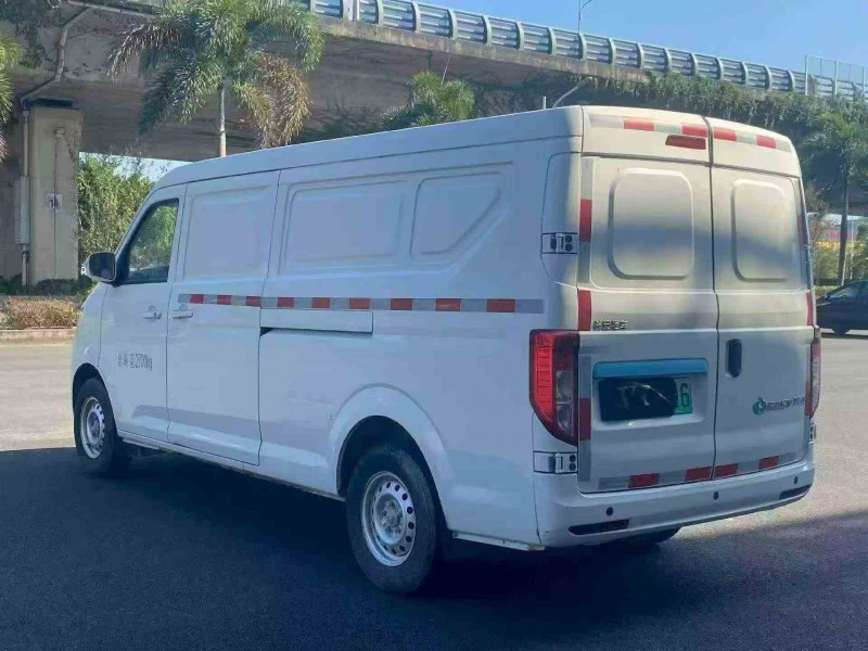 龙岩24年长安汽车跨越星7