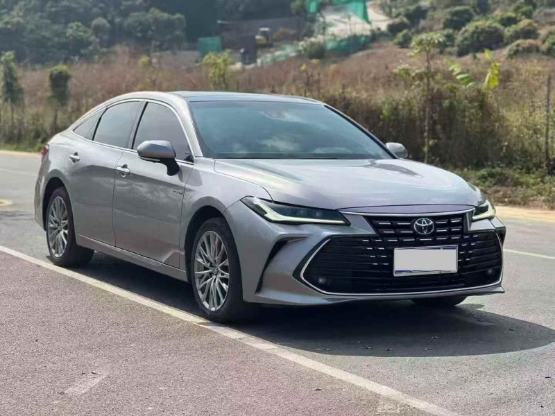 广州22年丰田亚洲龙3