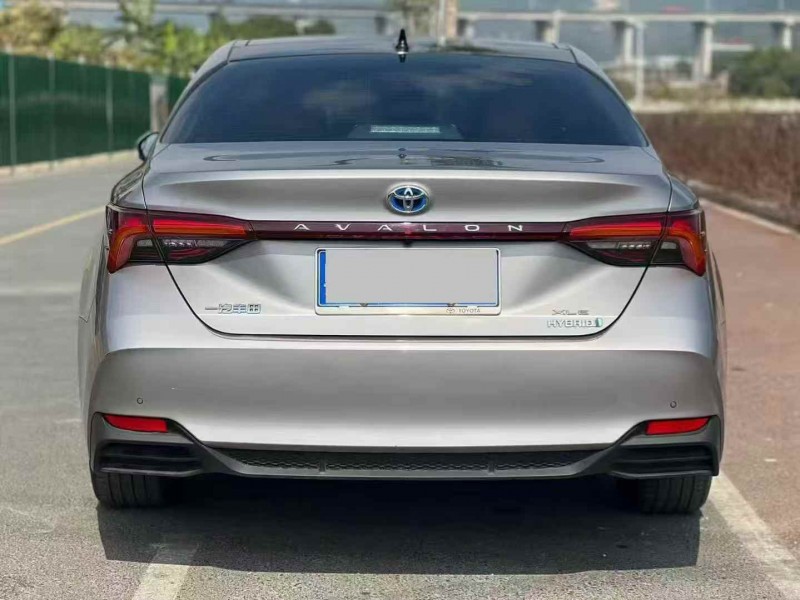 广州22年丰田亚洲龙9